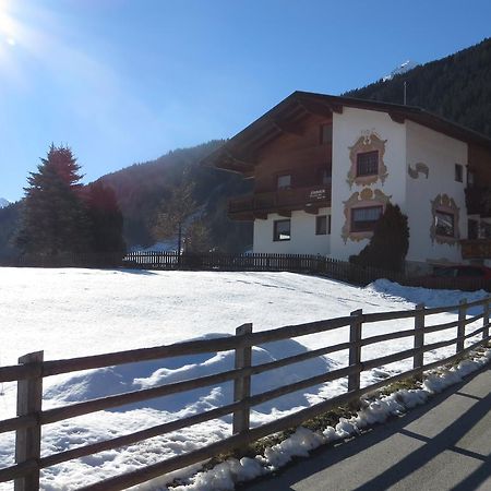 Haus Andrea Hotel Neustift im Stubaital Luaran gambar